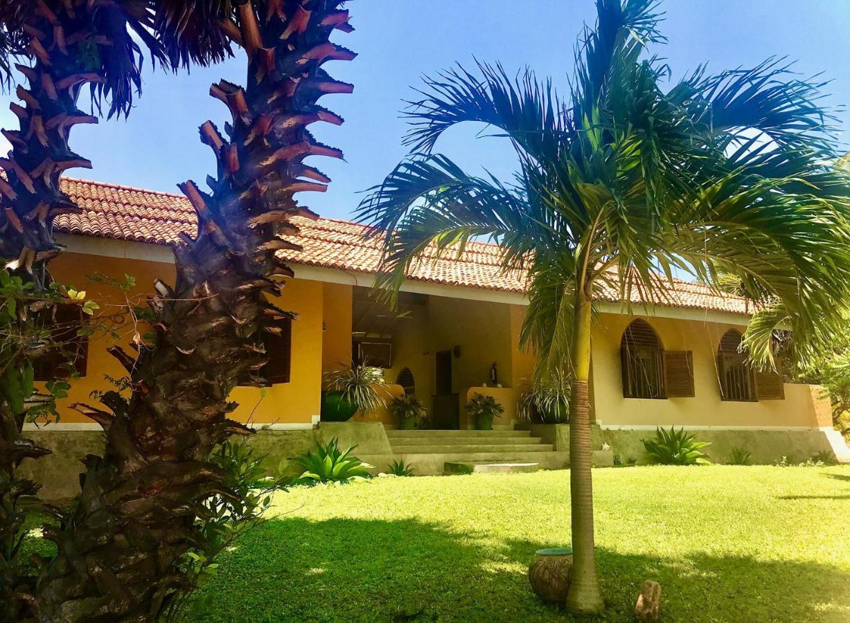Khomba Beach House Alankuda エクステリア 写真